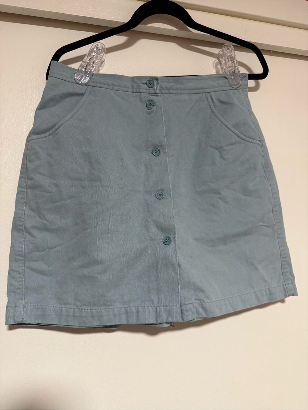 Liz Claiborne Light Blue Button-Front Mini Skort